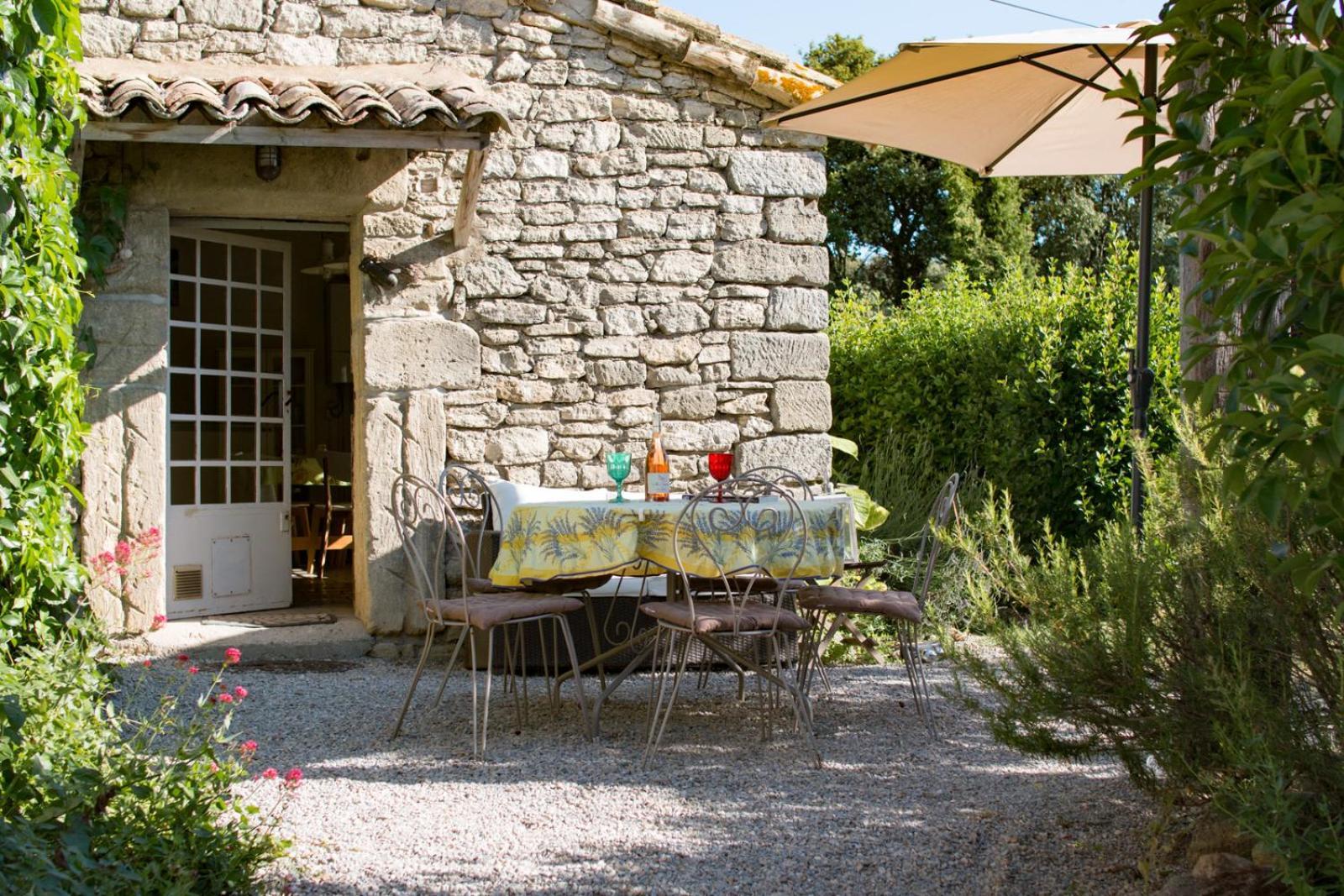 Mas De La Rivoire B&B Villevieille 외부 사진