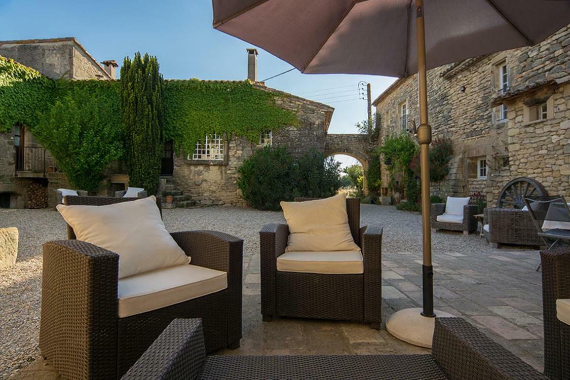 Mas De La Rivoire B&B Villevieille 외부 사진