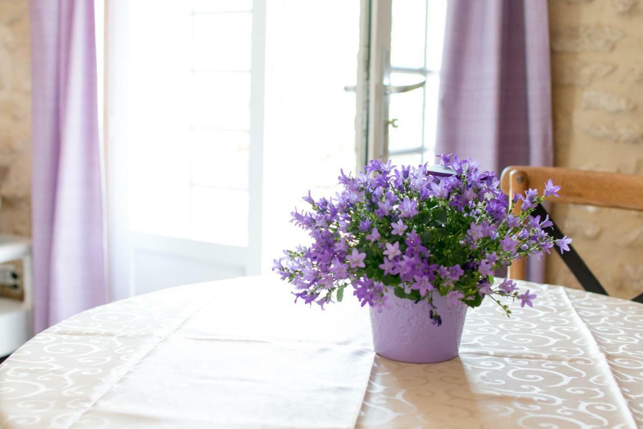 Mas De La Rivoire B&B Villevieille 외부 사진