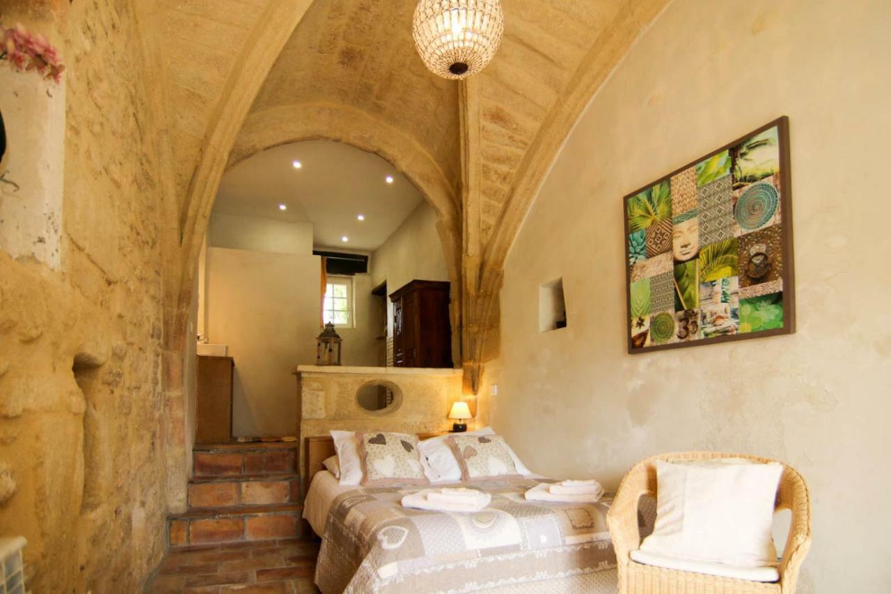 Mas De La Rivoire B&B Villevieille 외부 사진